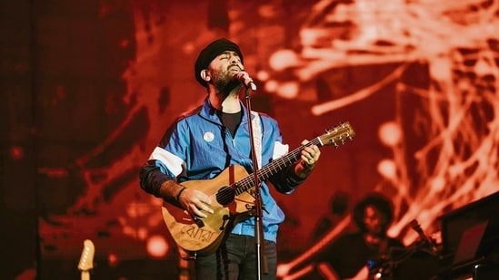 Arijit Singh Shocks Fans by Announcing Retirement